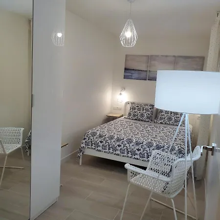 In Comfortable Sea & Lägenhet