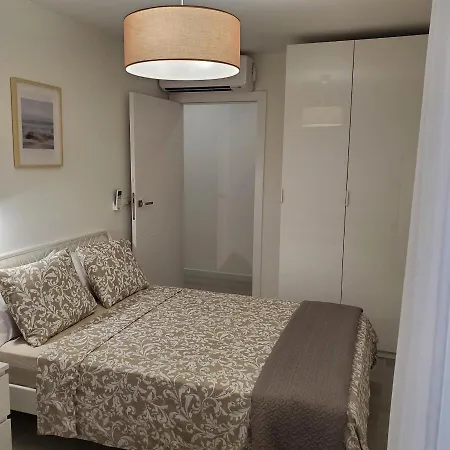 In Comfortable Sea & Апартаменти Торрев'єха