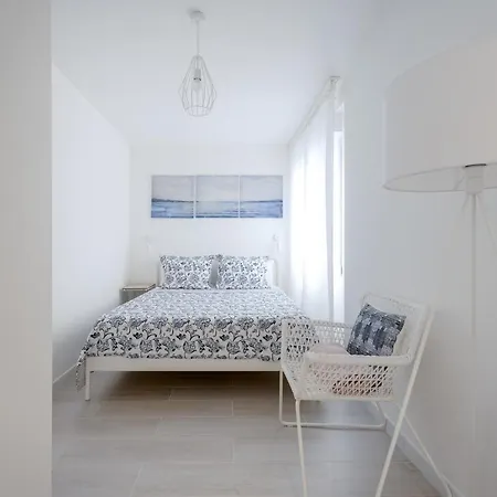 Апартаменти In Comfortable Sea &