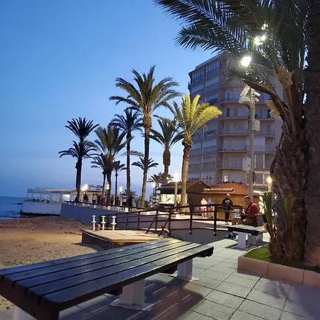 In Comfortable Sea & Апартаменти